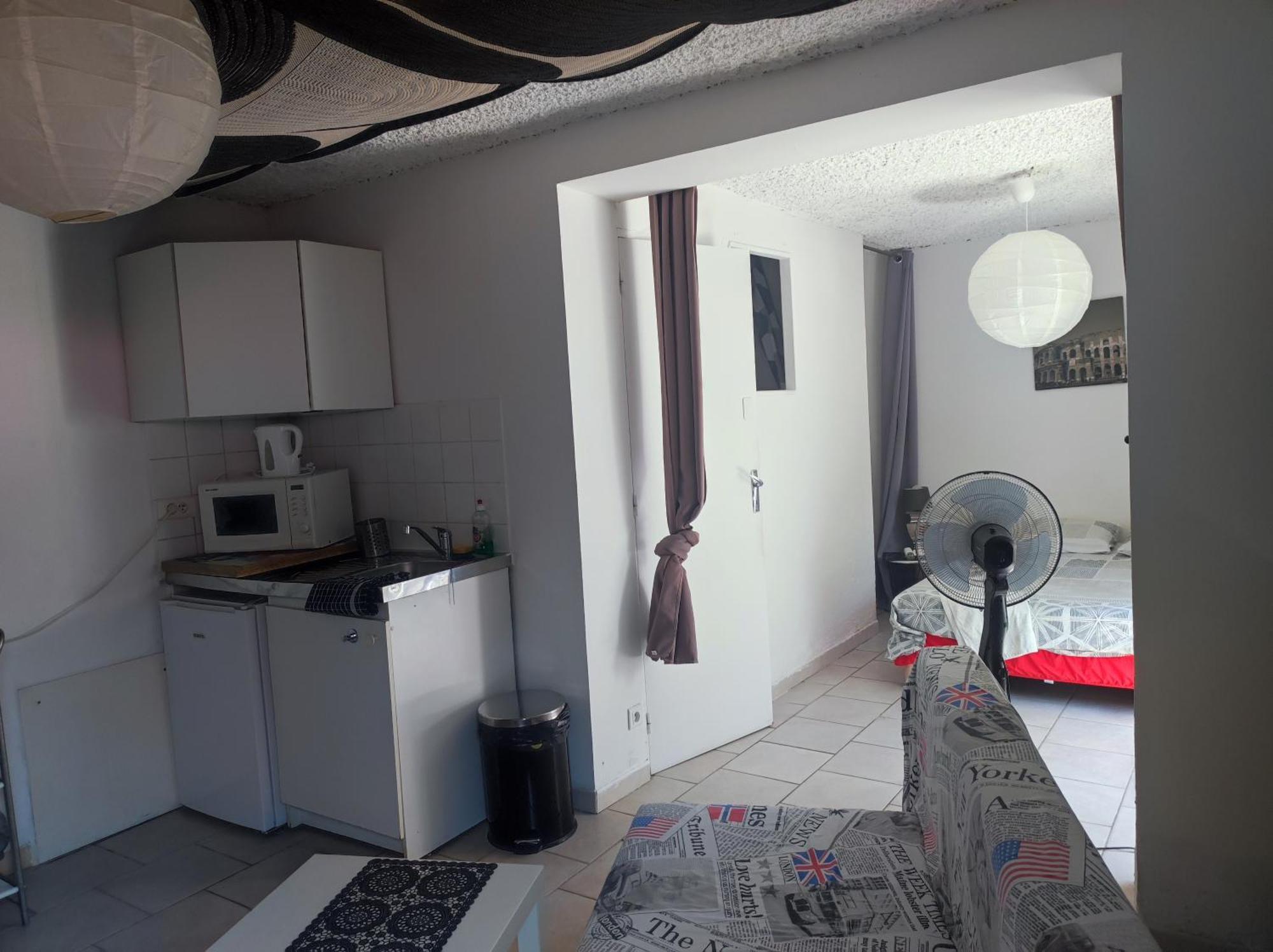 Ingrid Mary Apartment Nimes Ruang foto