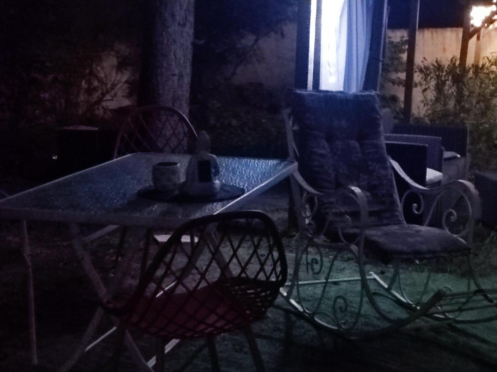 Ingrid Mary Apartment Nimes Bagian luar foto